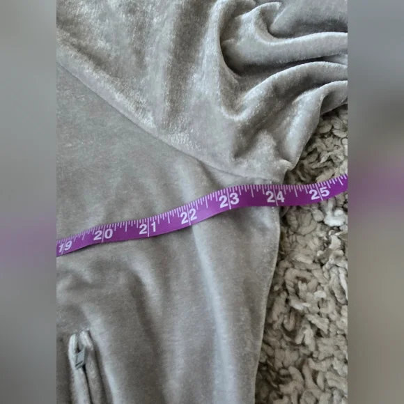 Daya By Zendaya Velour Velvet Silver Gray Track Jacket Zip Up Long Sleeve Sz XS - Picture 12 of 16